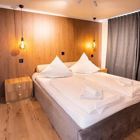 Sope Skylodge 01 - Eldison's Bobbele - Oberried, Schauinsland Apartment *